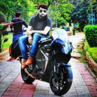 Black Hyosung GT650R