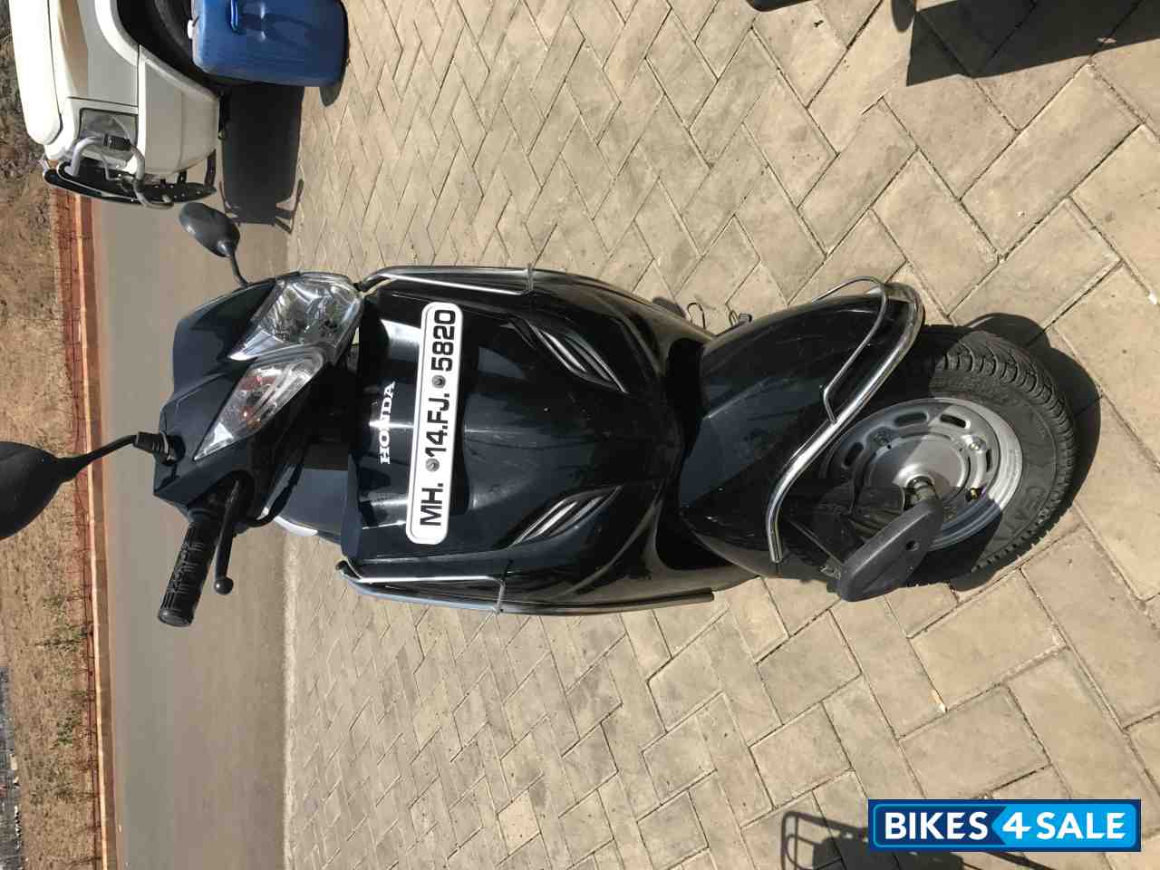 Black Honda Activa 3G