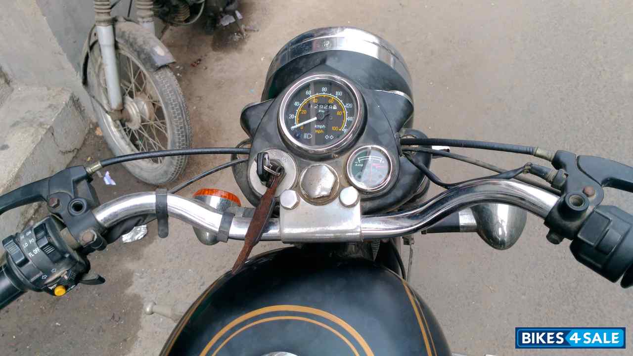 Black Royal Enfield Bullet Standard 350 Black Royal Enfield Bullet Standard 350