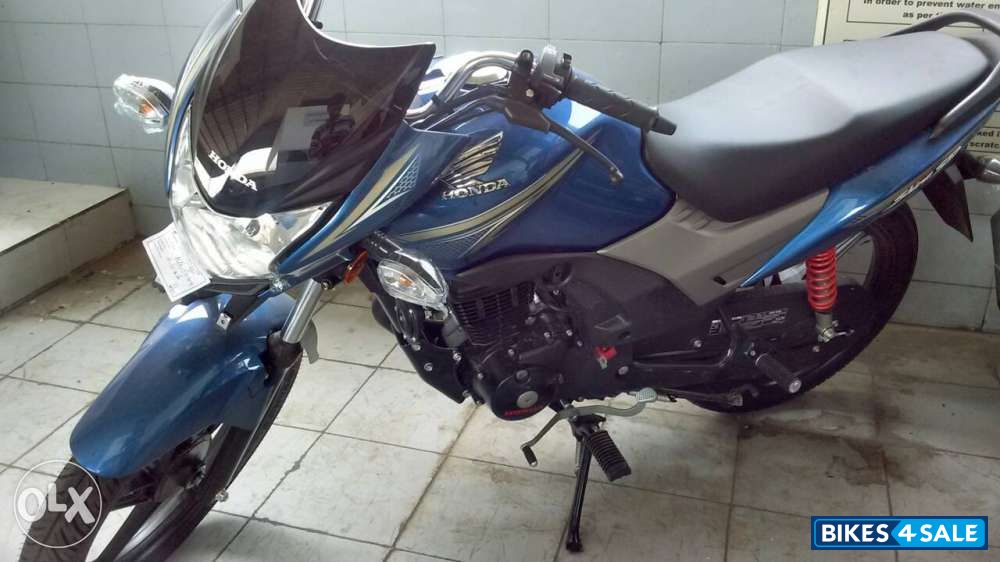 Blue Honda CB Shine SP