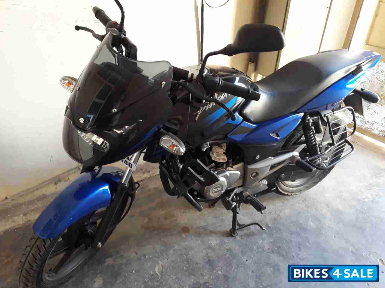 Black And Nlue Bajaj Pulsar 150 DTSi