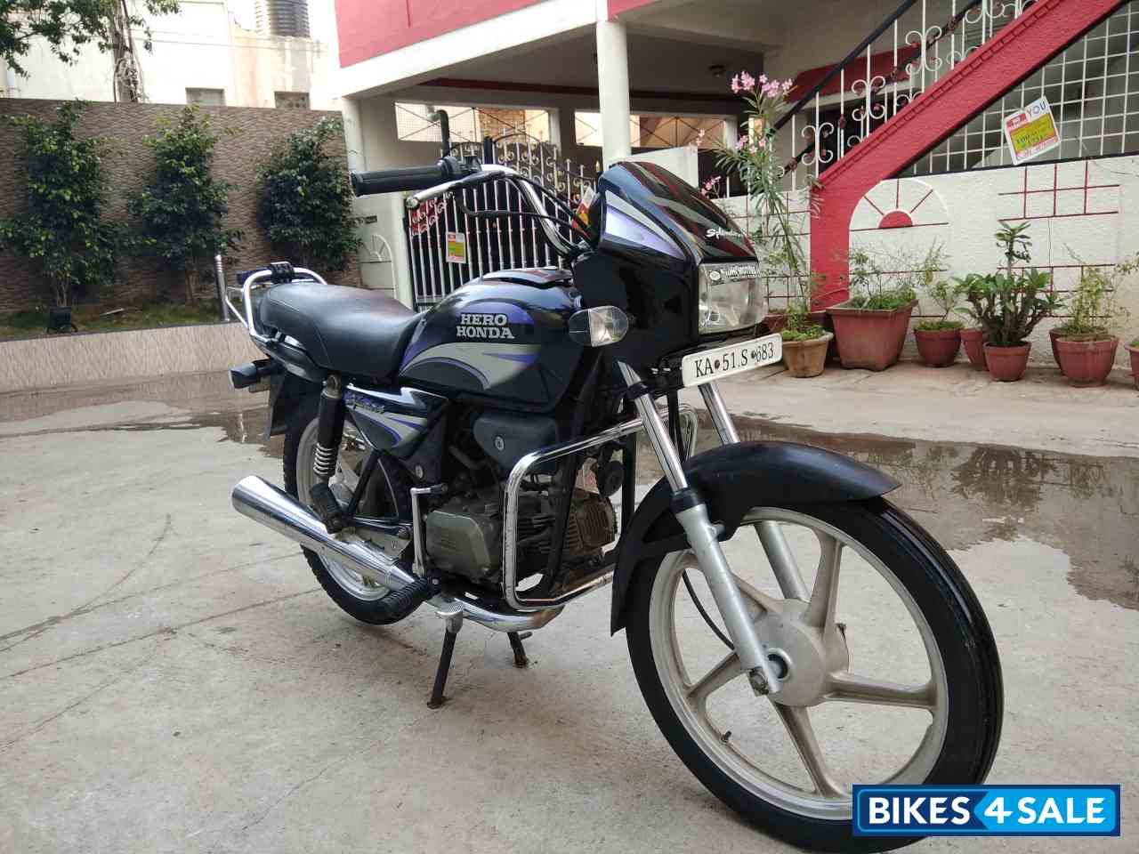 Black Hero Splendor Plus