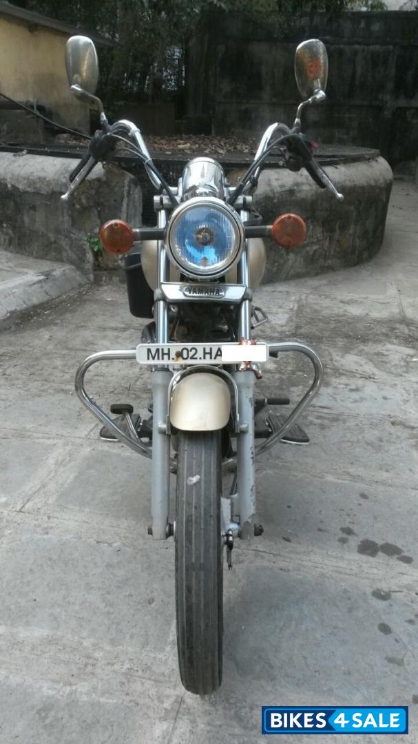 Golden Beige Yamaha Enticer Golden Beige Yamaha Enticer