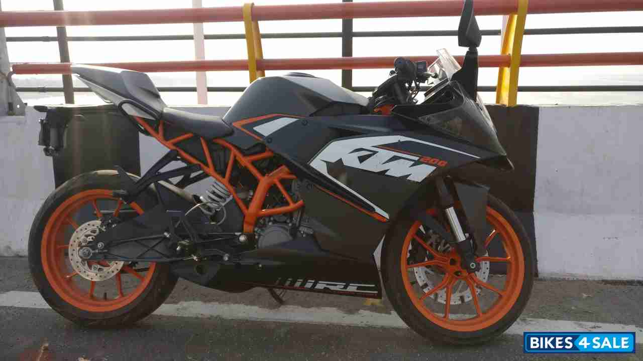 Black And Orange KTM RC 200