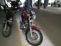 Red Royal Enfield Thunderbird TwinSpark 350
