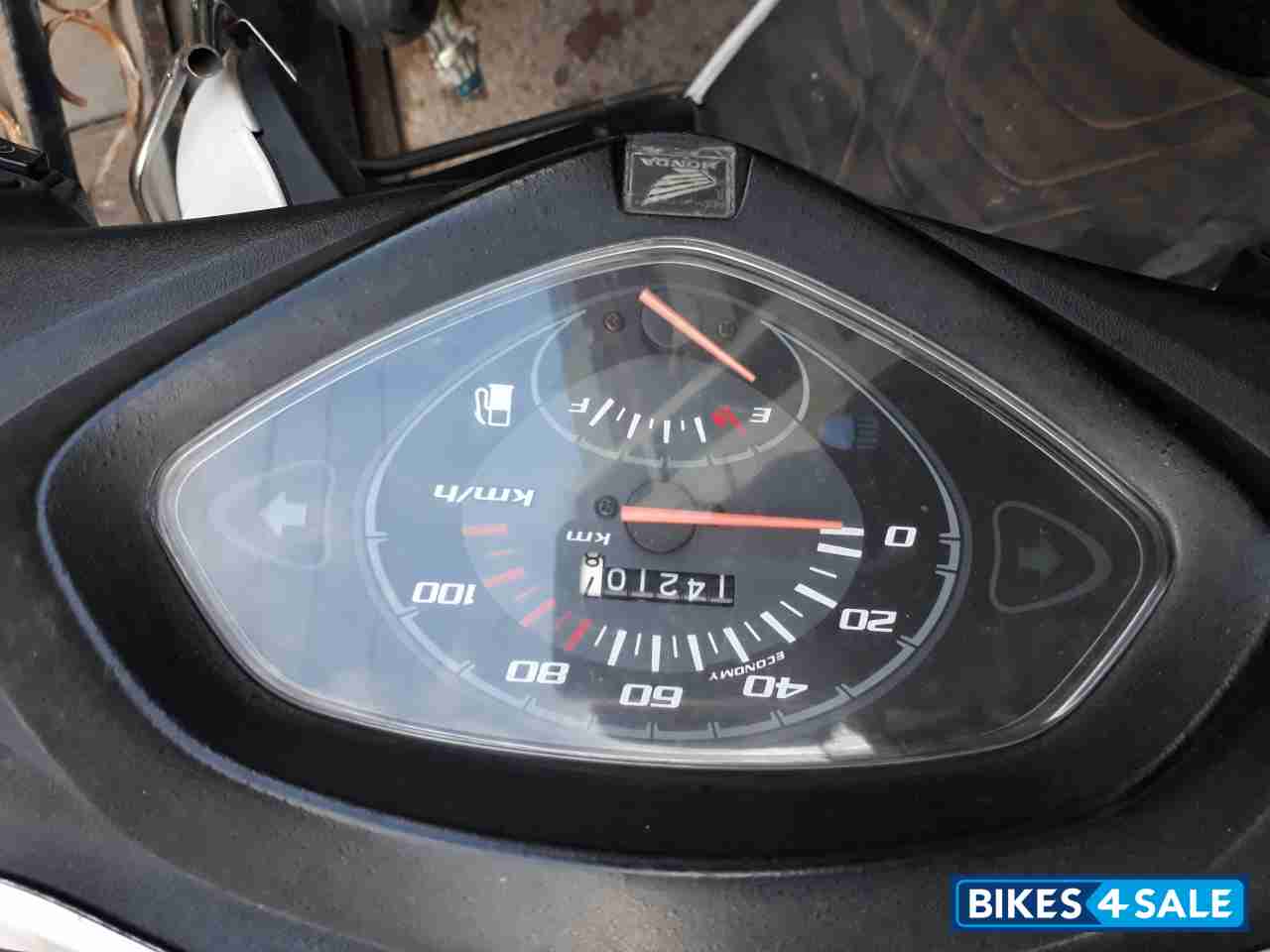 White Honda Activa White Honda Activa