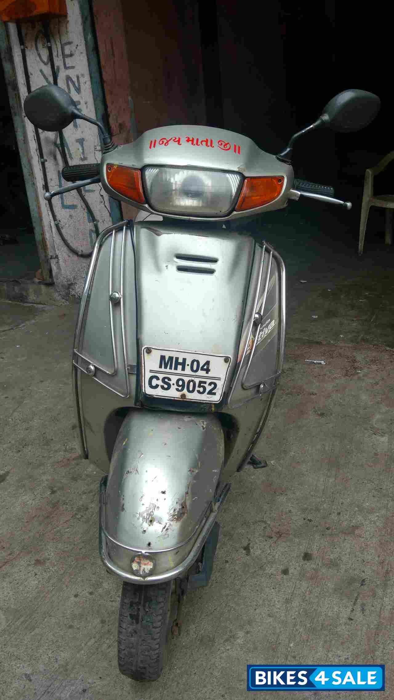 Silver Honda Activa