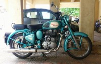 Green Royal Enfield Classic 500