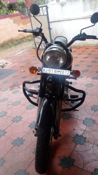 Black Royal Enfield Classic 350
