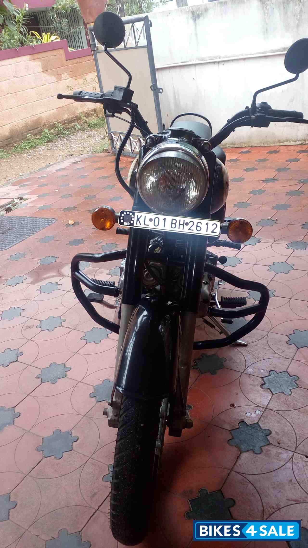 Black Royal Enfield Classic 350