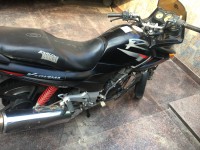 Black Hero Karizma R