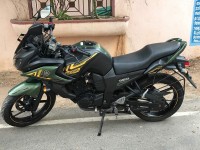 Battlefield Green Yamaha Fazer