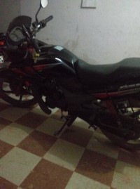 Black Hero Karizma R