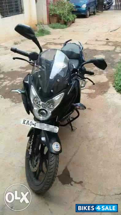 Black Bajaj Pulsar AS 150 Black Bajaj Pulsar AS 150