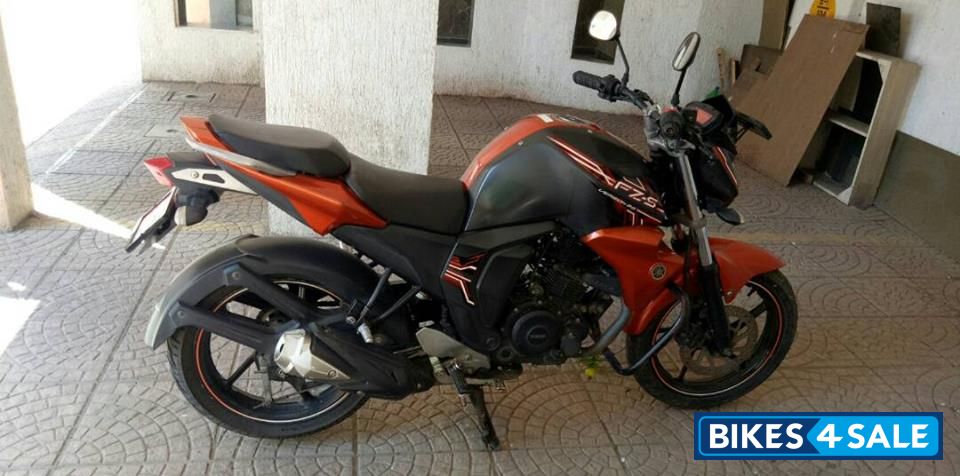 Orange Black Yamaha FZ FI V2