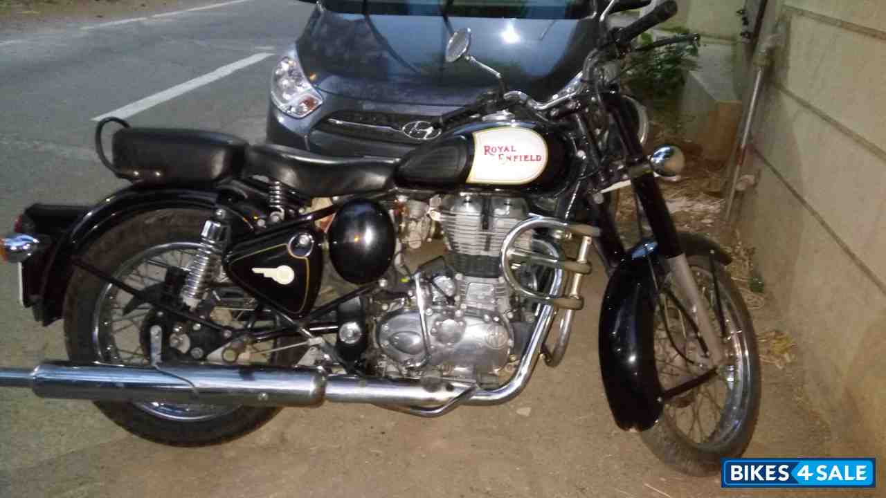 Black Royal Enfield Classic 350