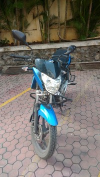 Blue Bajaj Pulsar 135LS
