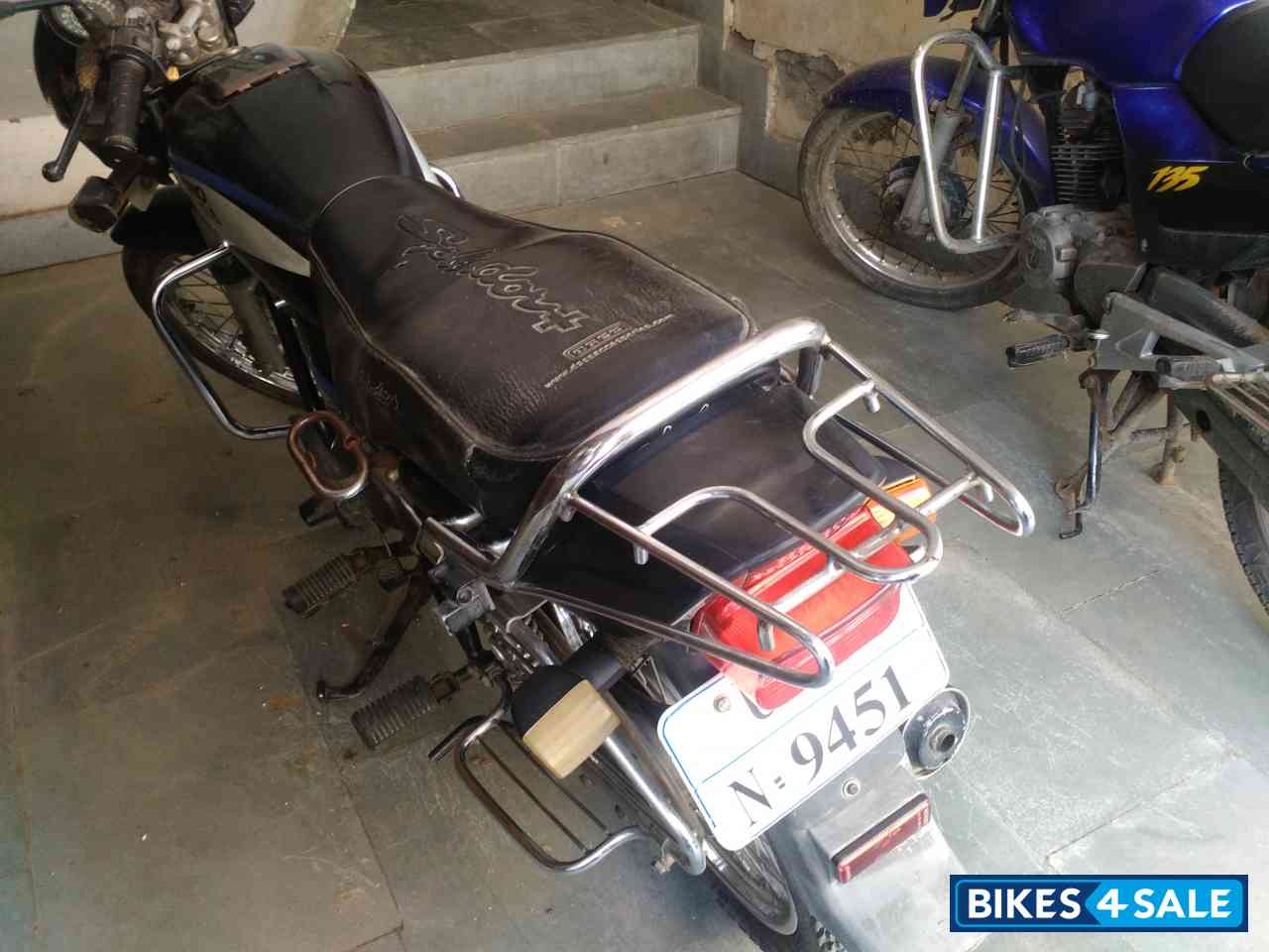 Black & Blue Hero Splendor Plus