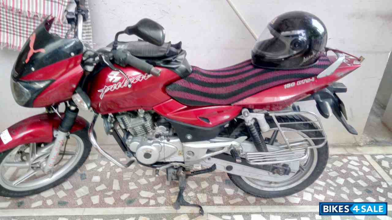 Red Bajaj Pulsar 150 DTSi Red Bajaj Pulsar 150 DTSi