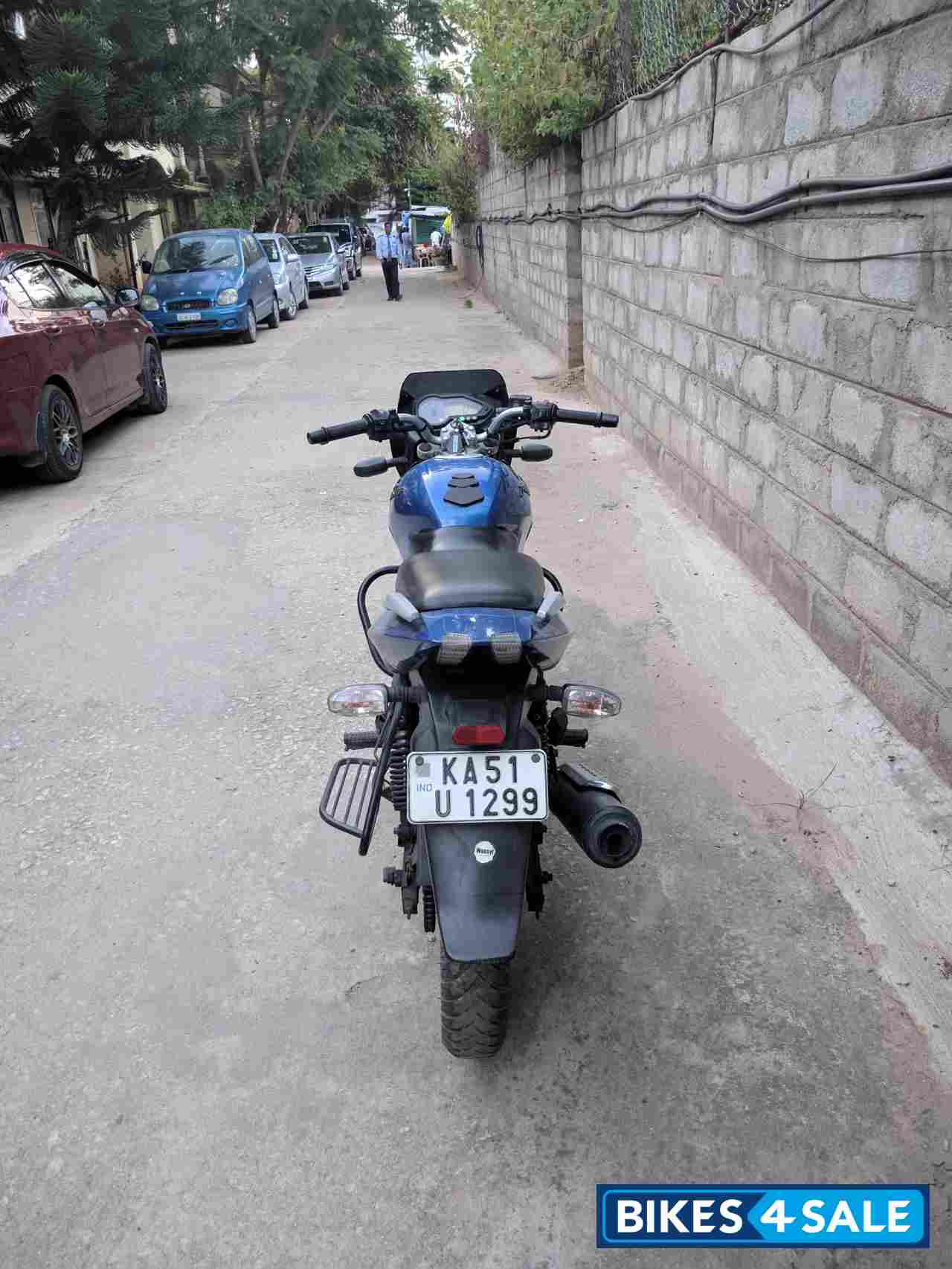 Blue Bajaj Pulsar 150 DTSi Blue Bajaj Pulsar 150 DTSi