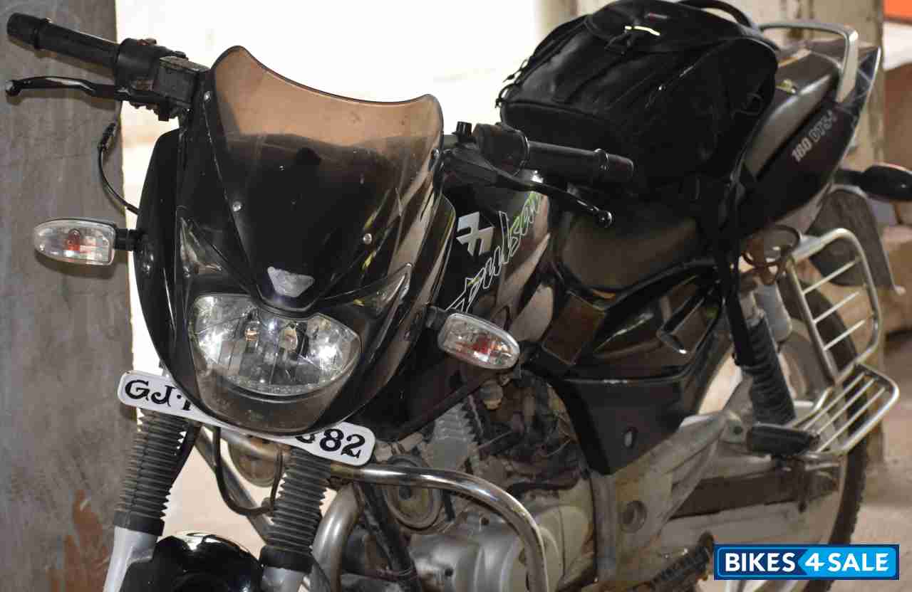 Black Bajaj Pulsar 150 DTSi