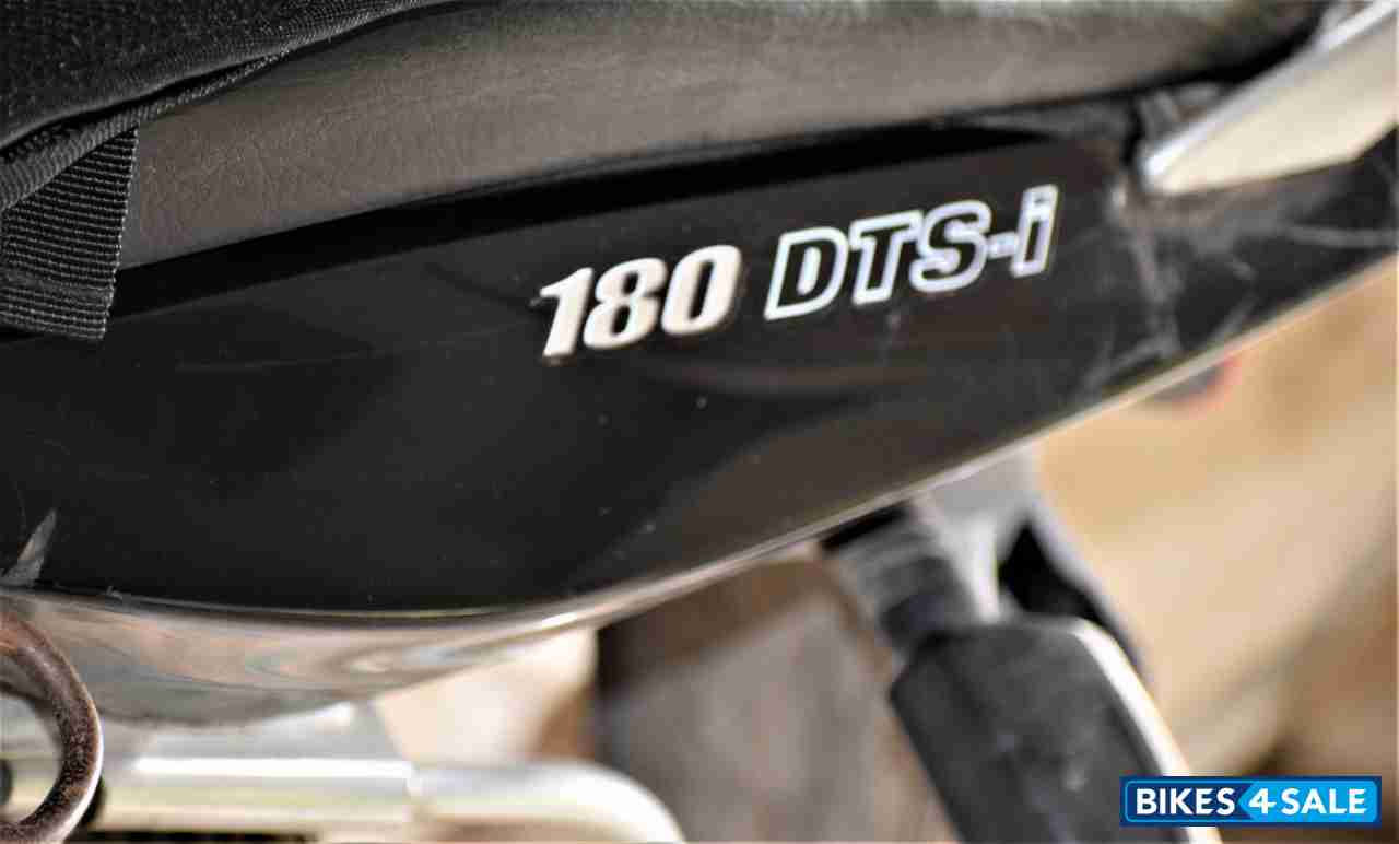 Black Bajaj Pulsar 150 DTSi