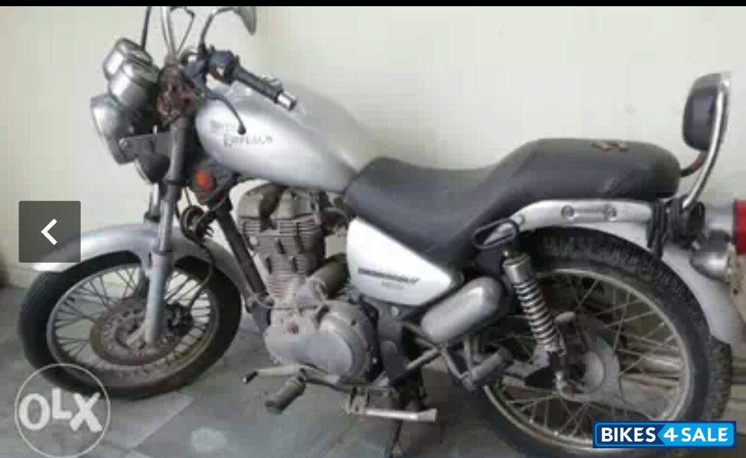Metallic Silver Royal Enfield Thunderbird TwinSpark 350