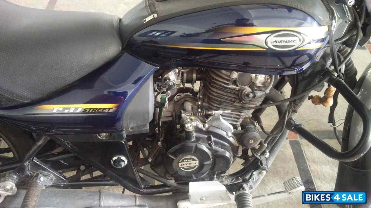 Midnight Blue Bajaj Avenger Street 150