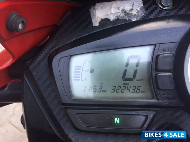 Red TVS Apache RTR 160