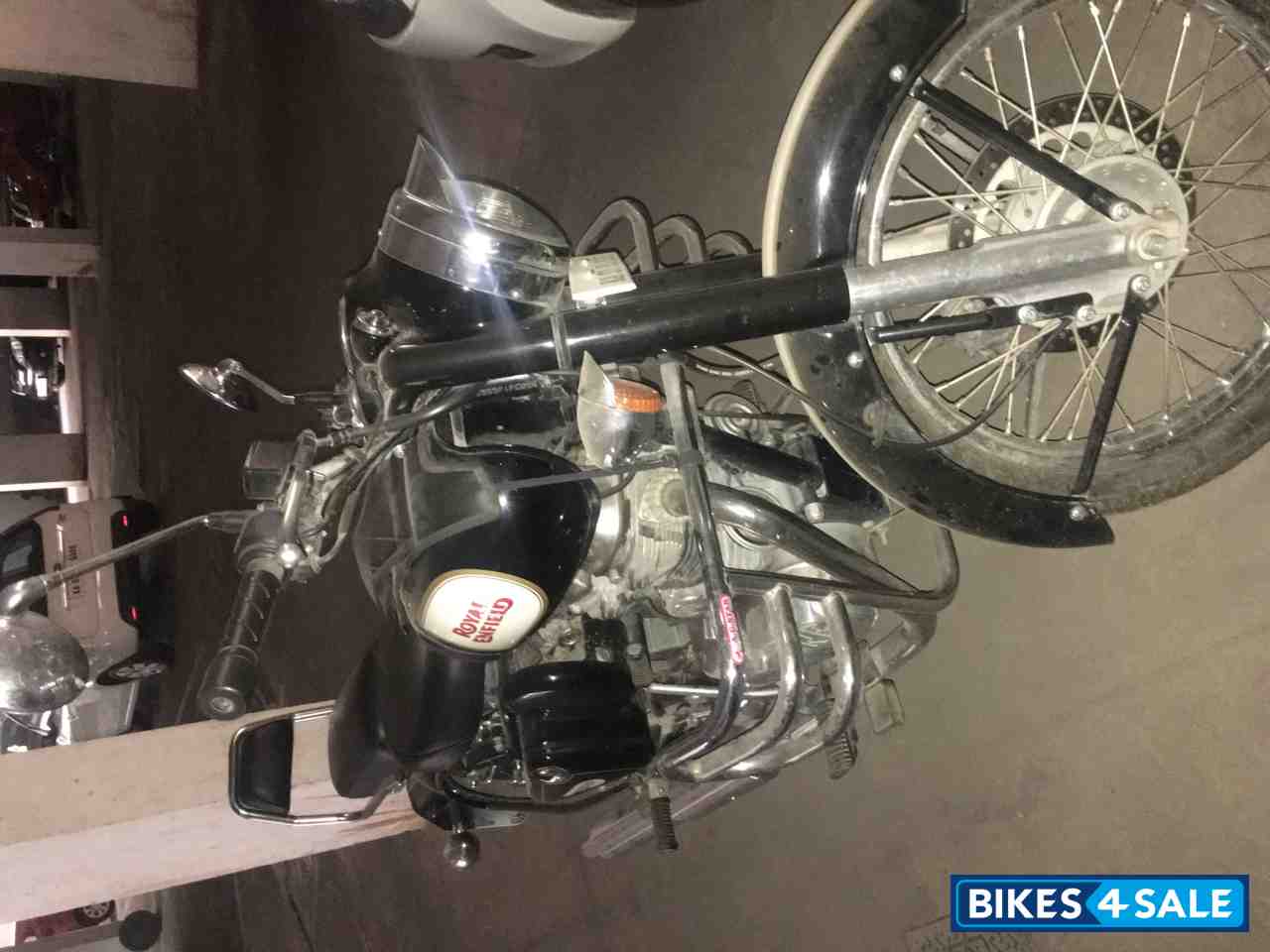 Black Royal Enfield Classic 500 Black Royal Enfield Classic 500