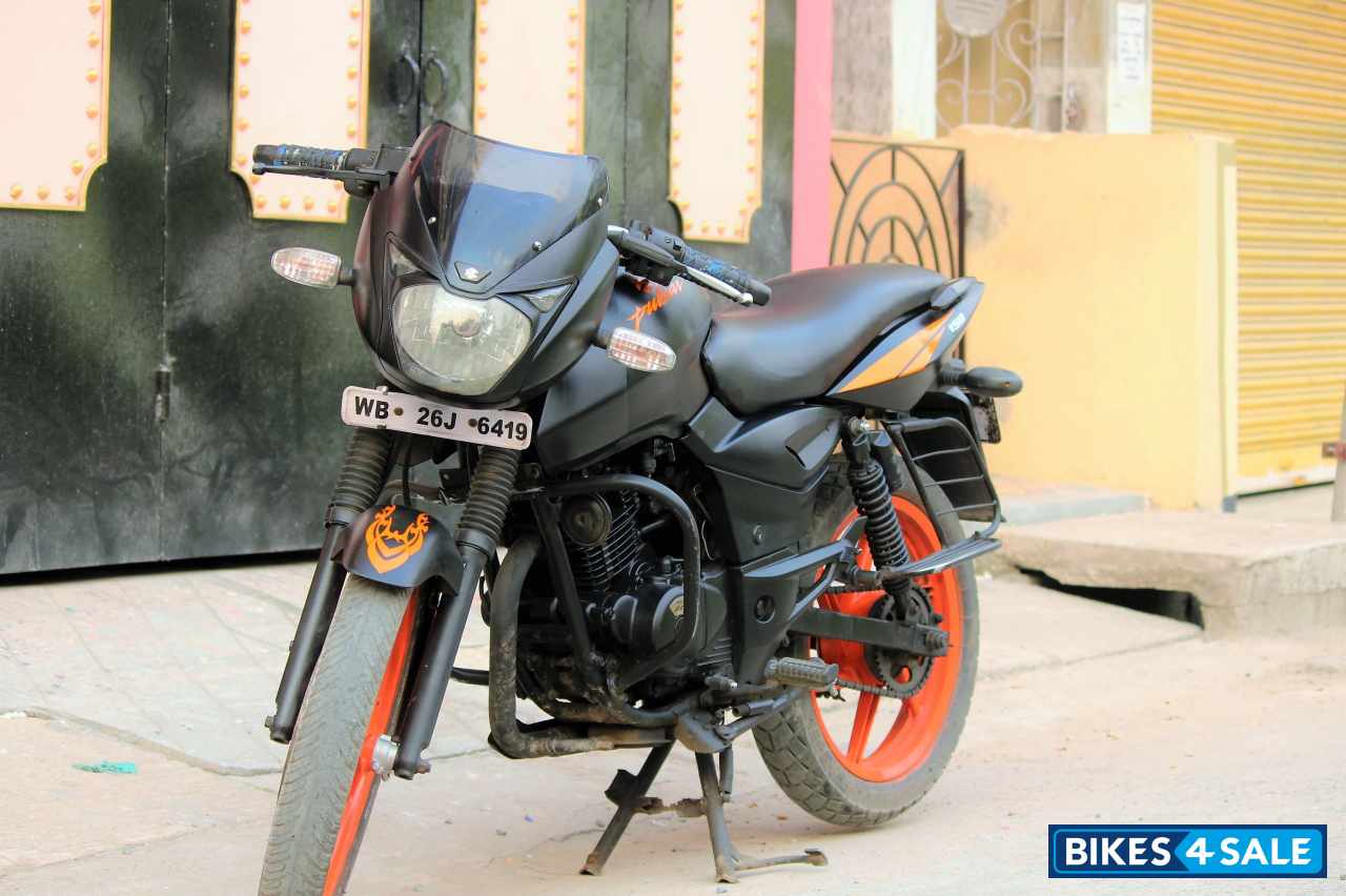 Matt Black Bajaj Pulsar 150 DTSi