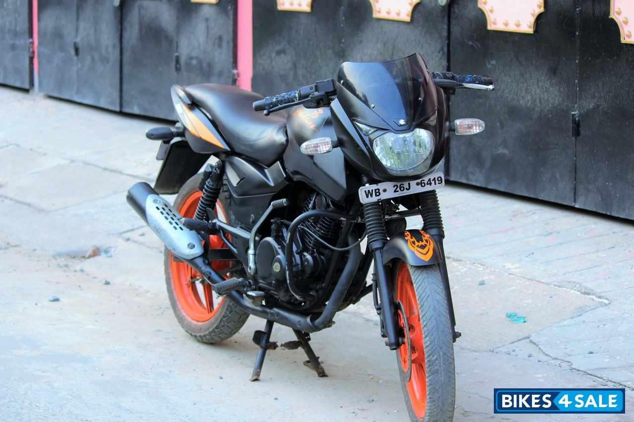 Matt Black Bajaj Pulsar 150 DTSi