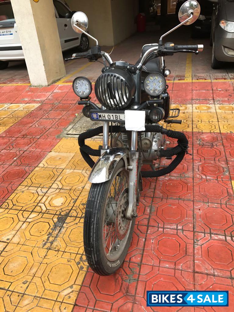 Black Royal Enfield Bullet Electra Twinspark