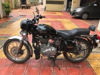 Black Royal Enfield Bullet Electra Twinspark