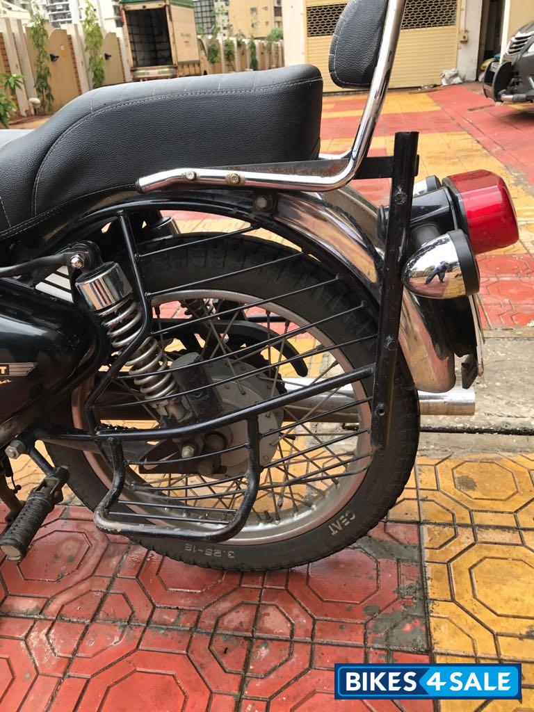 Black Royal Enfield Bullet Electra Twinspark