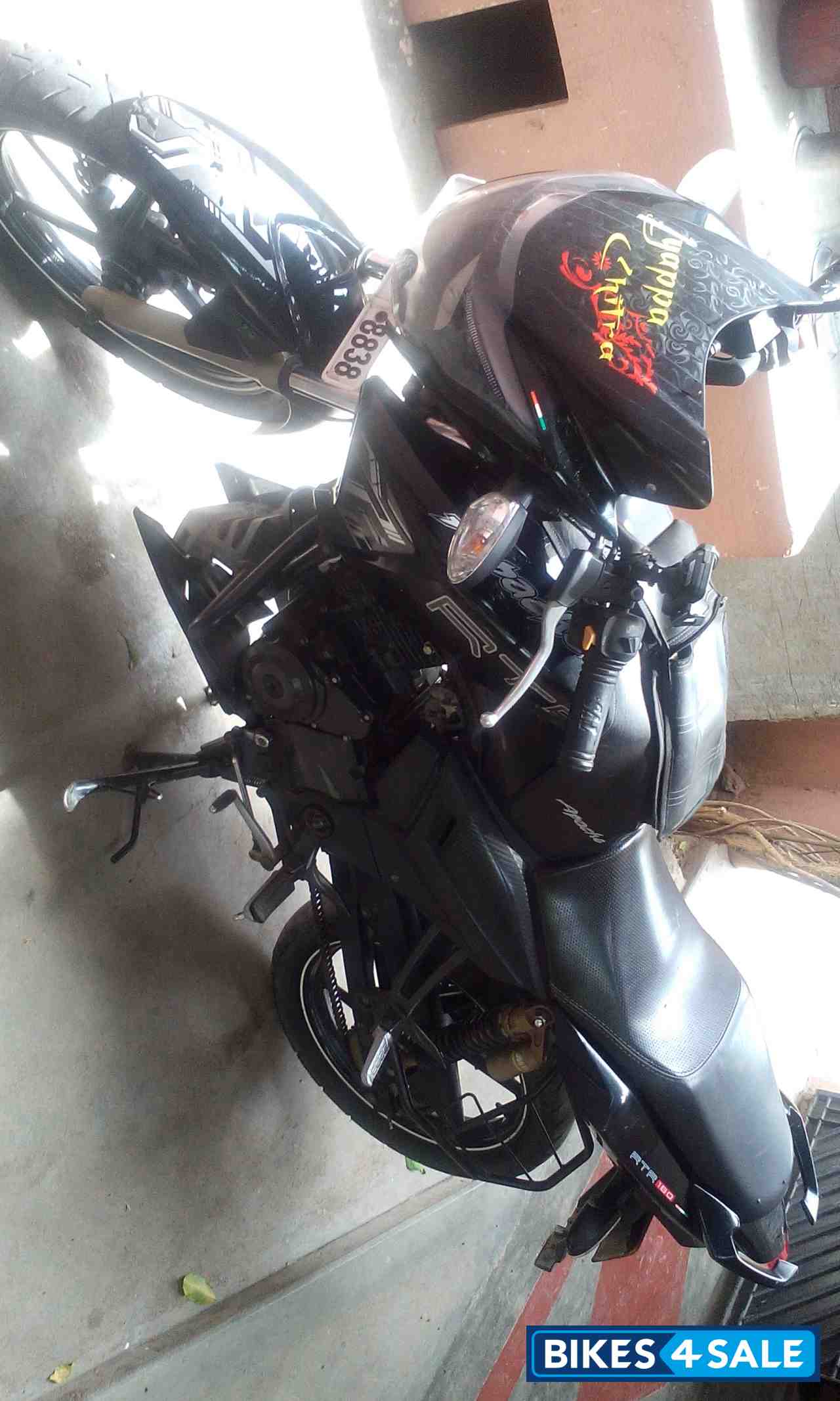 Black TVS Apache RTR 180
