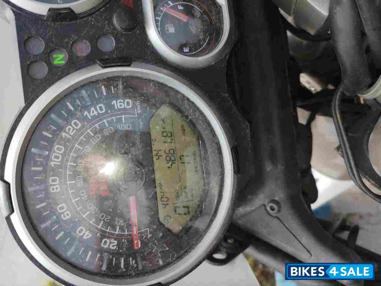 Snow White Royal Enfield Himalayan Snow White Royal Enfield Himalayan