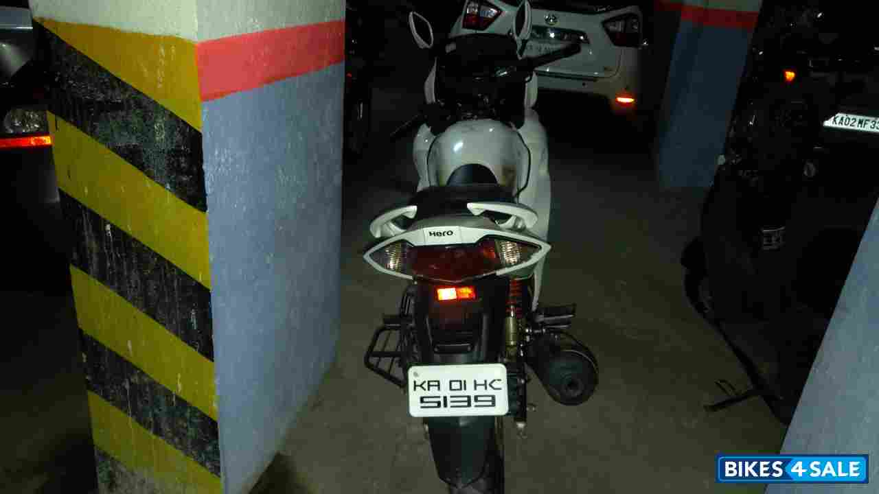 White Hero Karizma ZMR