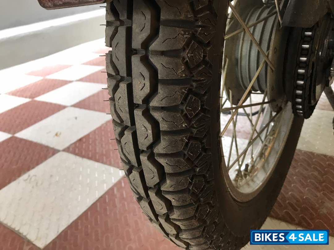 Dark Green Royal Enfield Thunderbird TwinSpark 350 Dark Green Royal Enfield Thunderbird TwinSpark 350