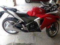 Red Honda CBR 250R