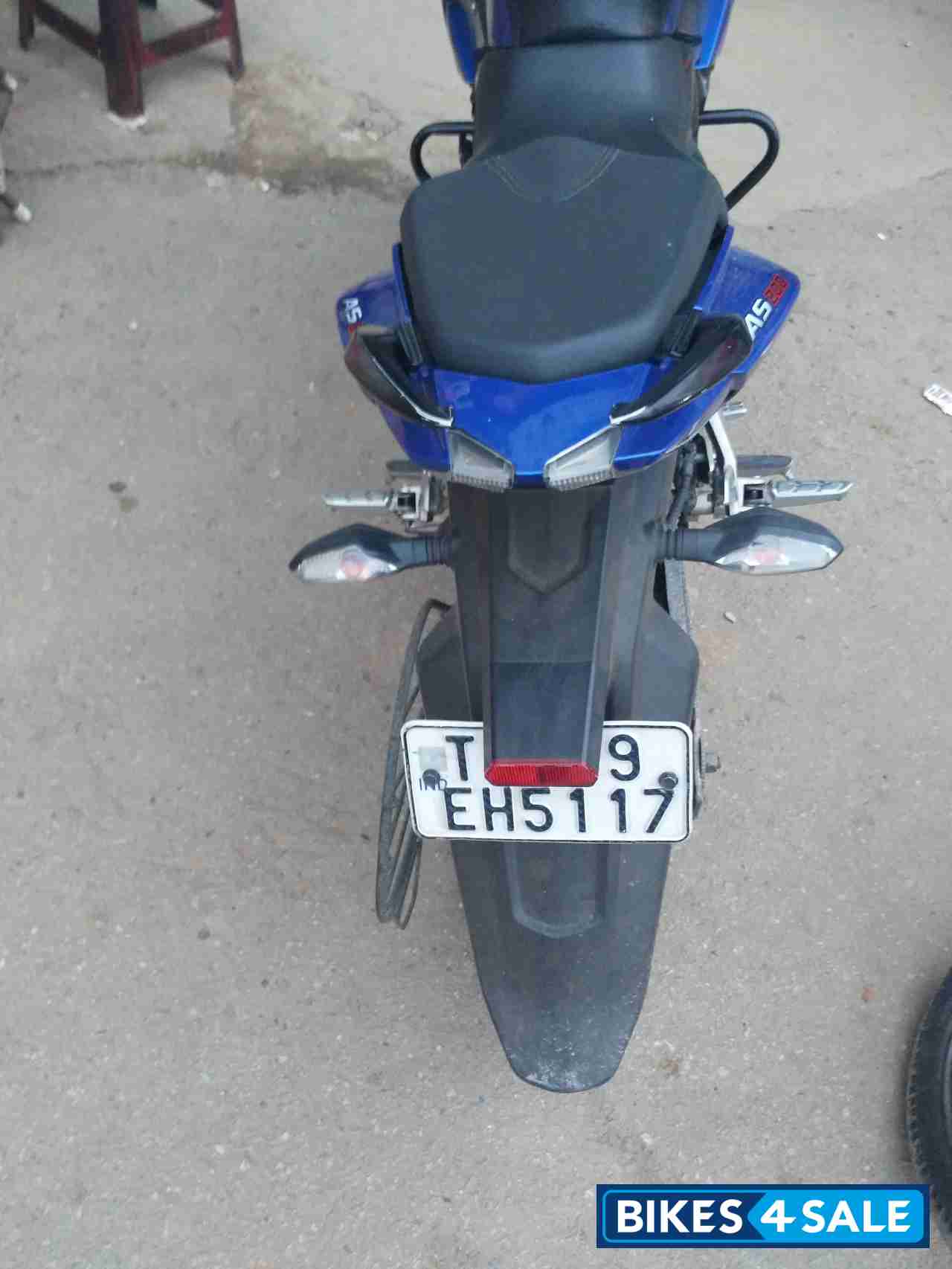 Blue Bajaj Pulsar AS 200
