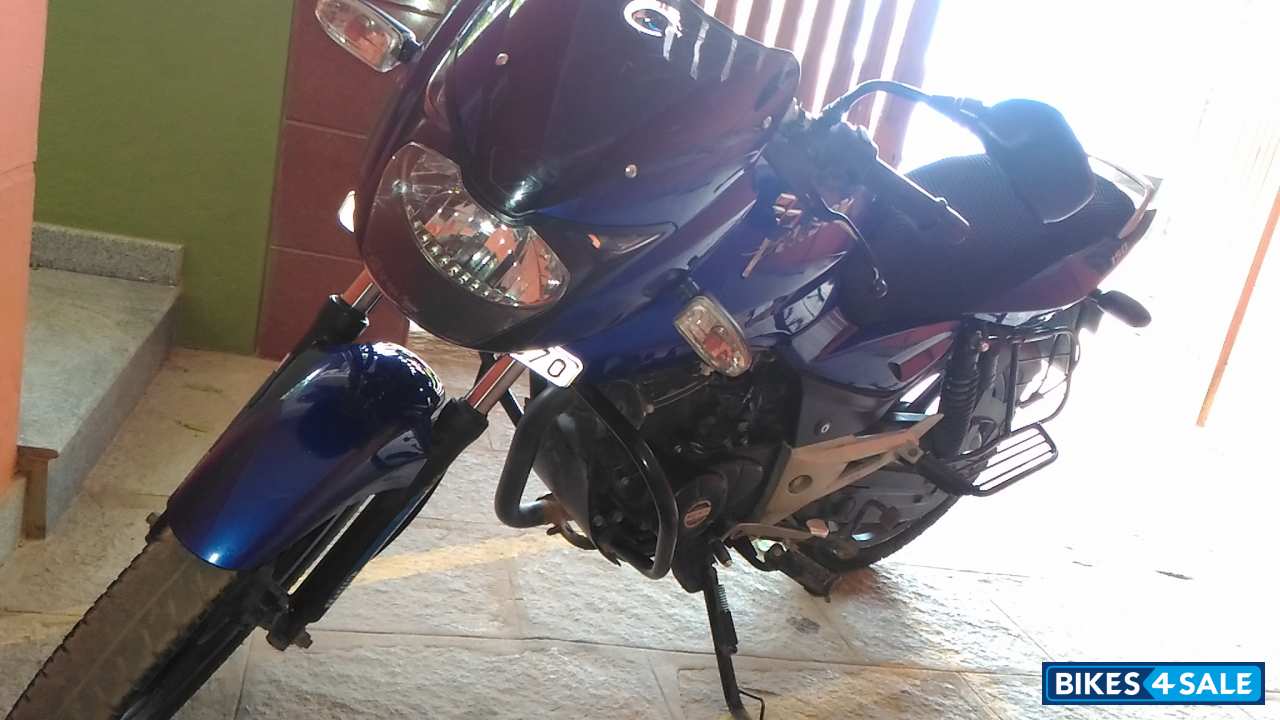 Blue Bajaj Pulsar 150 DTSi Blue Bajaj Pulsar 150 DTSi
