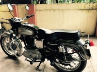Black Royal Enfield Bullet Standard 350