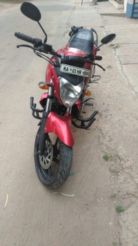 Red Yamaha FZ16