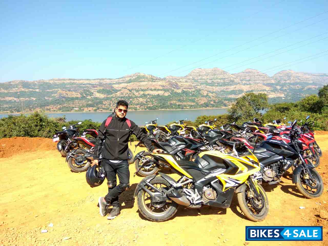 Yellow Bajaj Pulsar RS 200