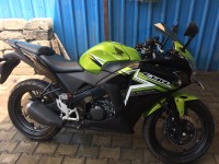 Trendy Green Honda CBR 150R