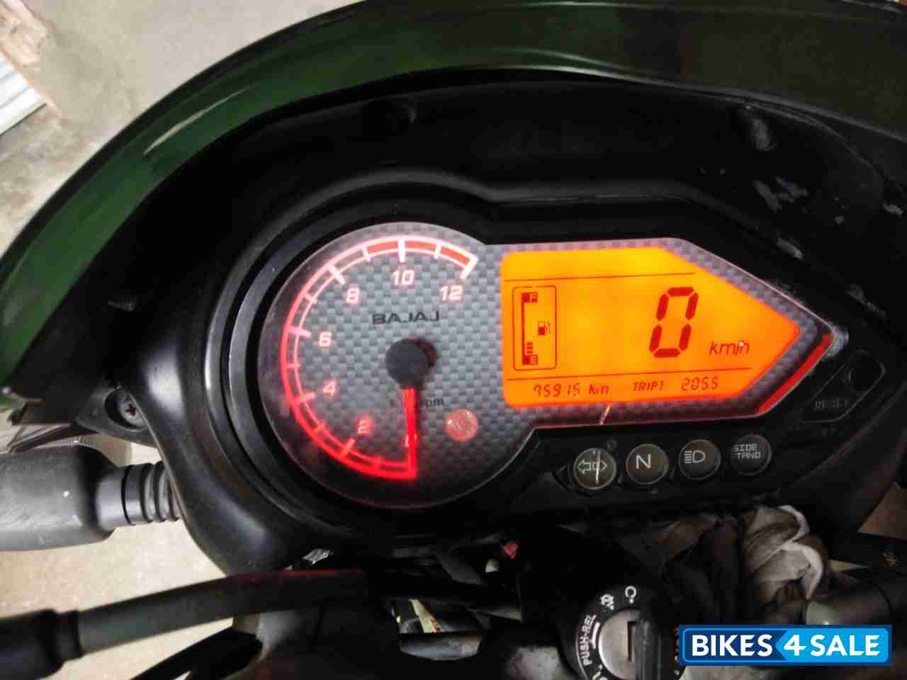 Silver Bajaj Pulsar 150 DTSi