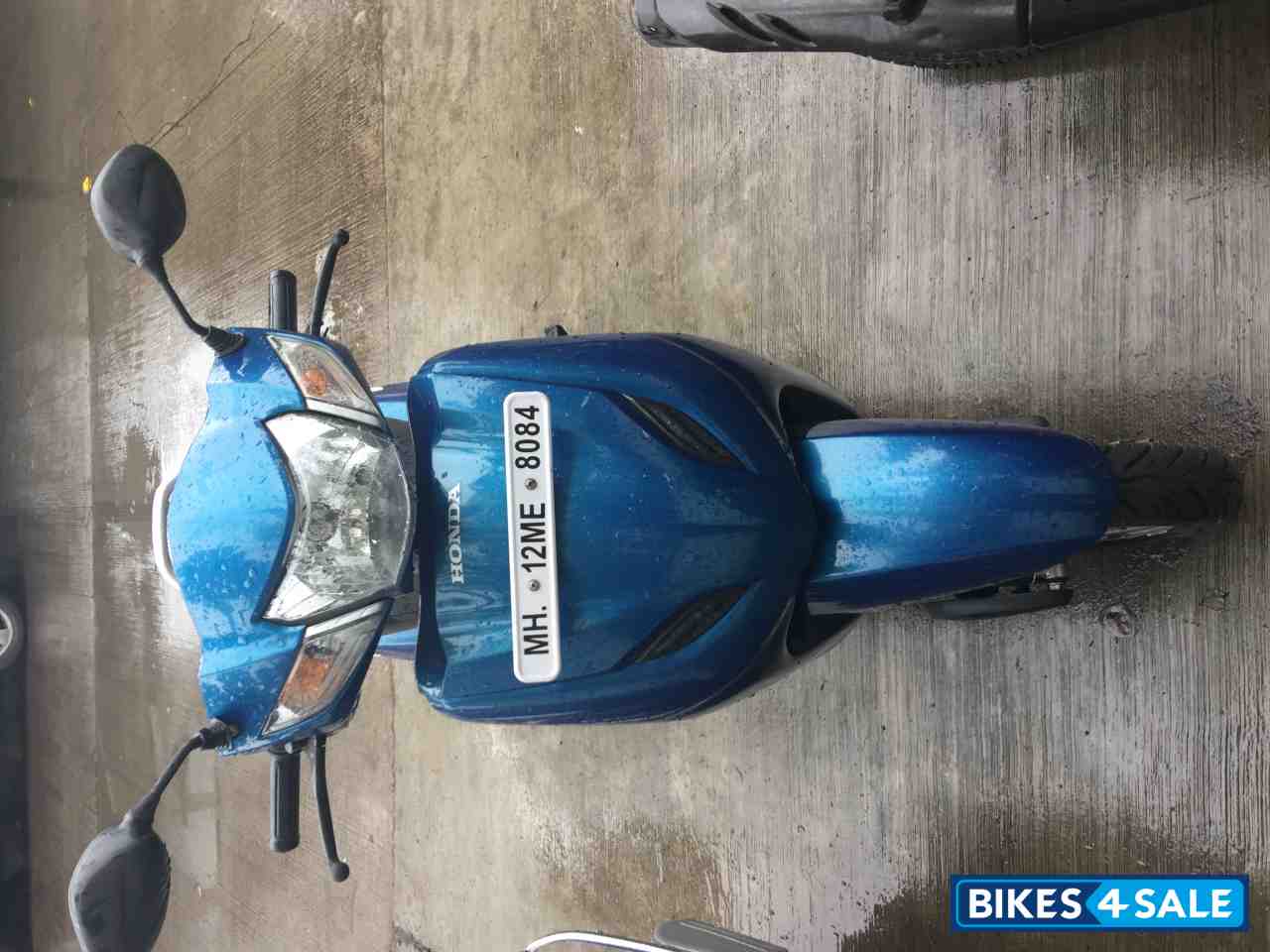 Blue Honda Activa 3G