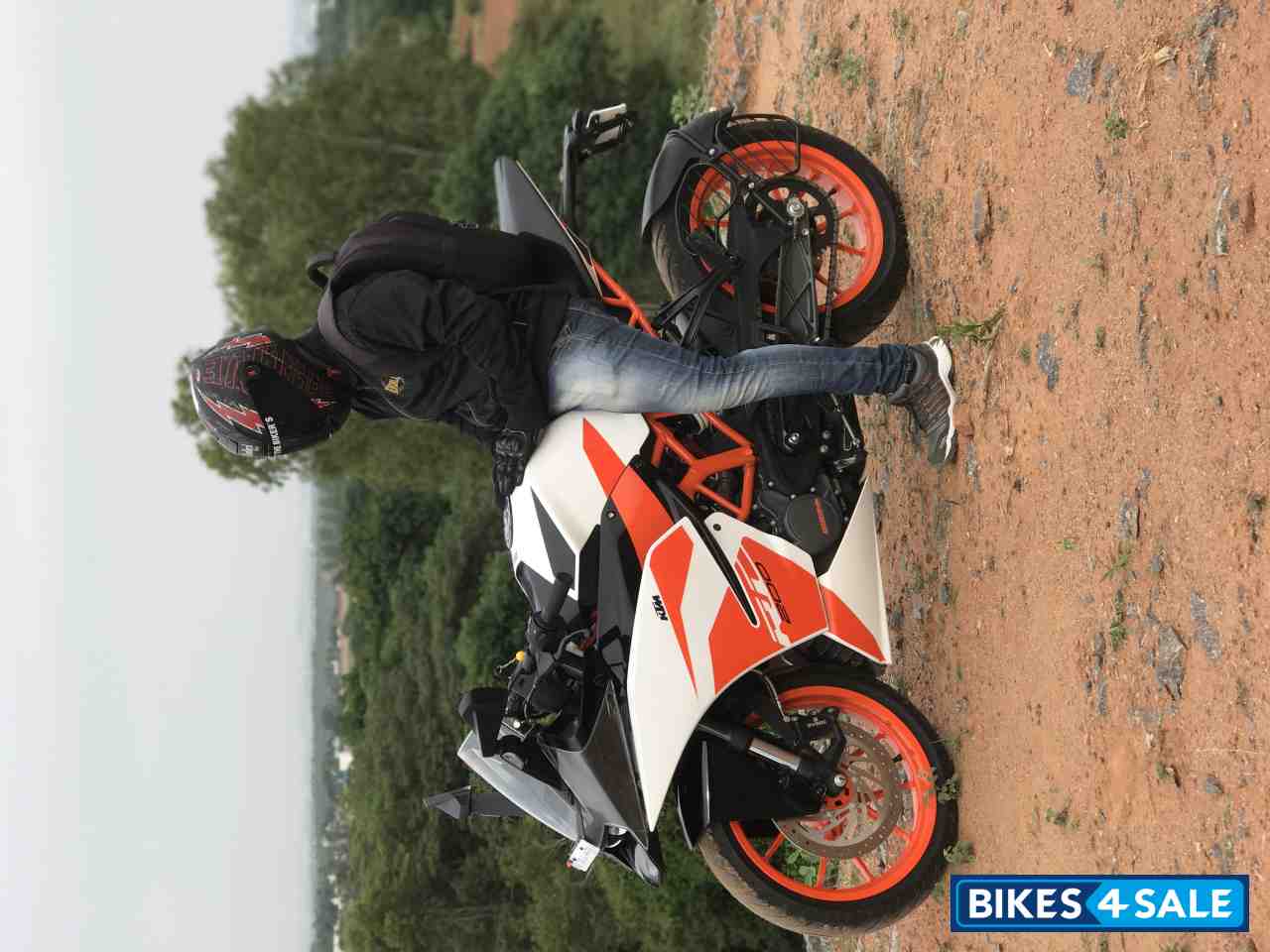 Orange White KTM RC 200