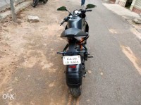 Black KTM RC 200
